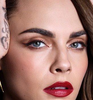 Vignettes_spoke_Cara