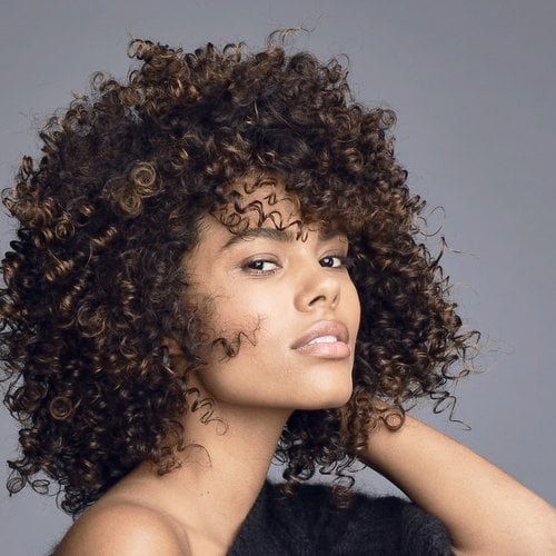 Tina Kunakey Elvital Extraordinary Oil hero