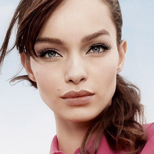 Luma Grothe Unlimited Mascara hero