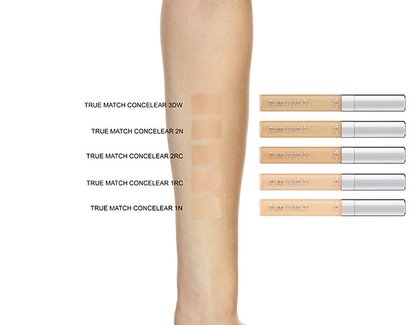 Peitevoide True Match Perfect Concealer vaalea iho sävynäyte käsivarressa