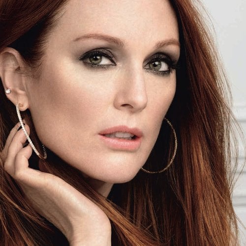 Juliannemoore Age Perfect Renaissance Cellulaire hero